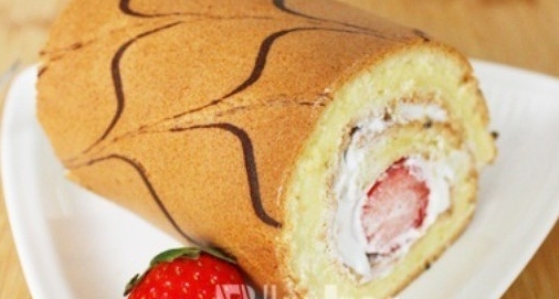 千葉紋草莓蛋糕卷