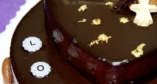 雙層巧克力淋面慕斯蛋糕
